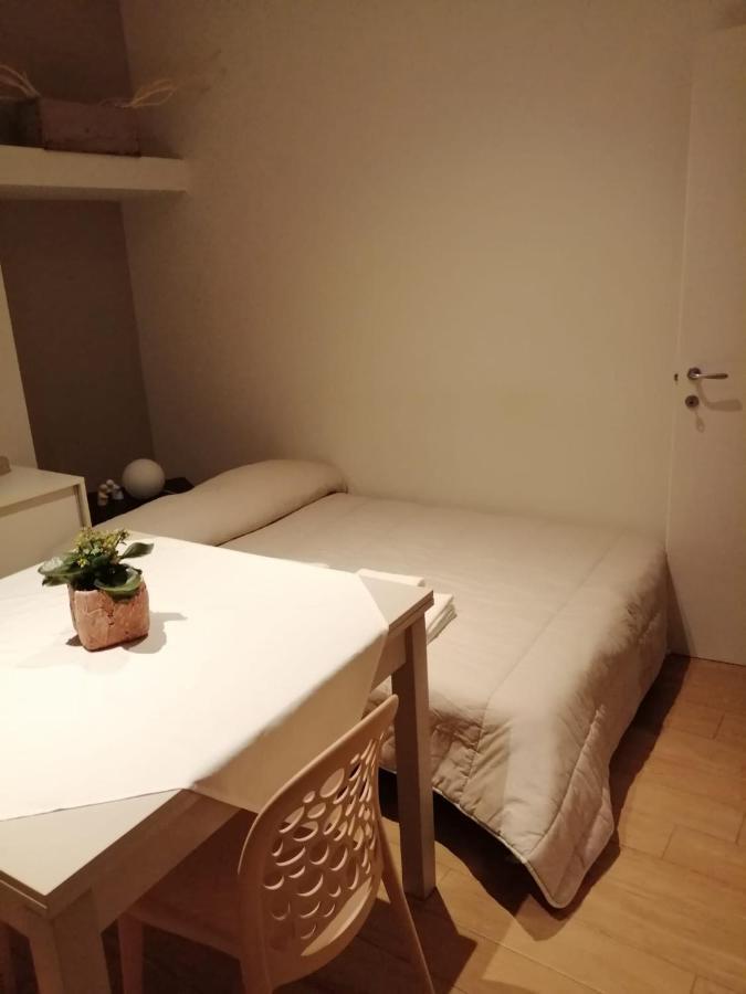 Rosa'S House Villa Конверсано Екстериор снимка