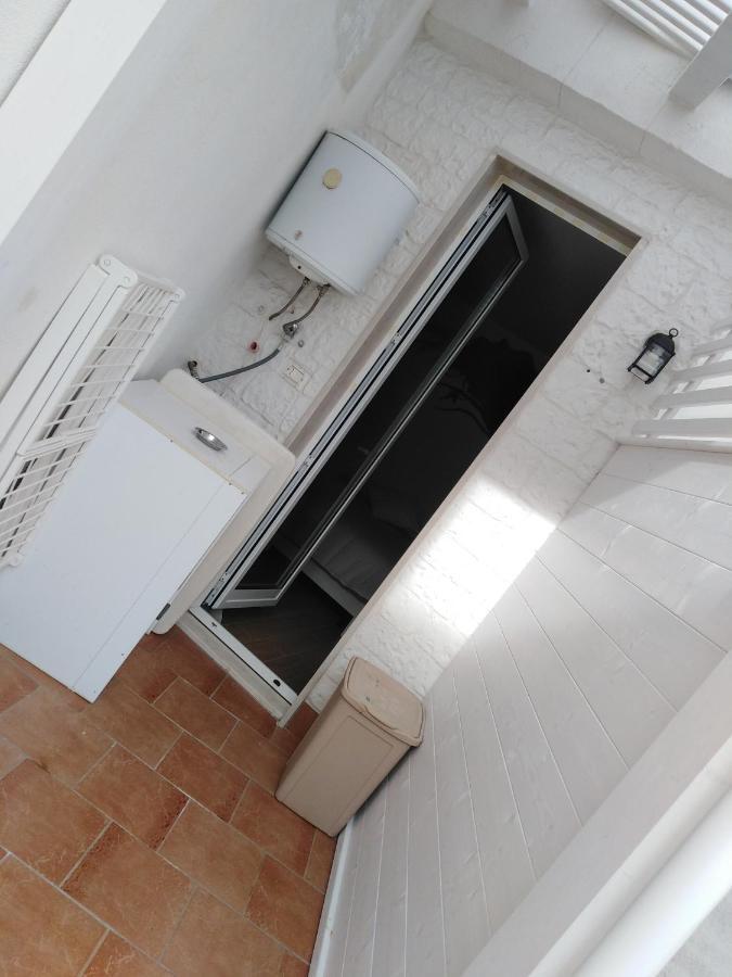 Rosa'S House Villa Конверсано Екстериор снимка